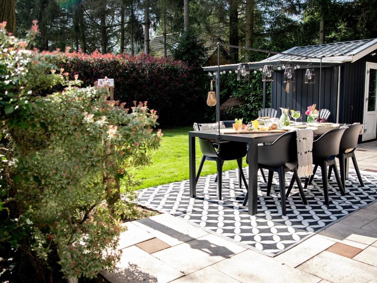 Stayatsas Tiny House Julia In De Bossen Op De Veluwe! Эпе Экстерьер фото