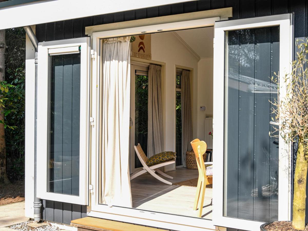 Stayatsas Tiny House Julia In De Bossen Op De Veluwe! Эпе Экстерьер фото